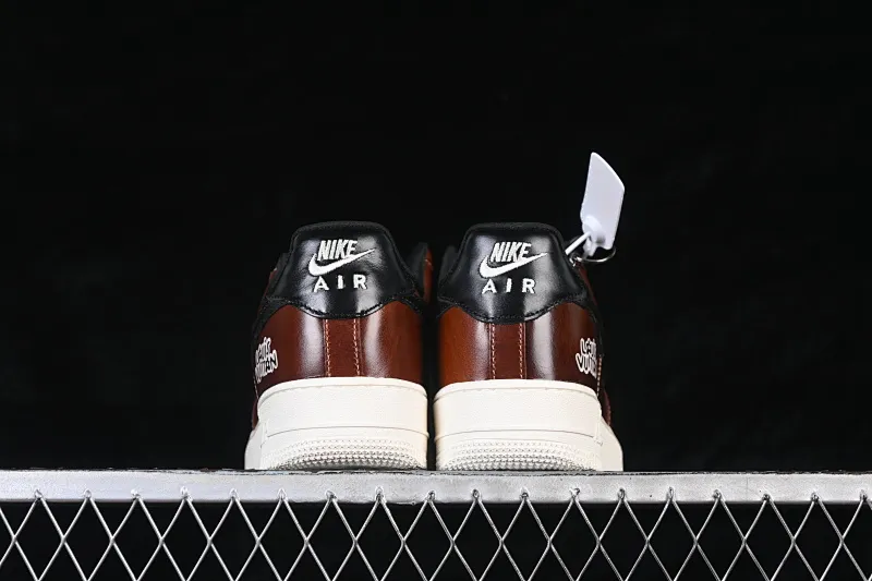 All categories Nk Air Force 1 Air Force series Nk Air Force 1 Low Air Force low-top Nike Air Force 1'07 Low LV joint brown and black bottom Air Force 1 low-top casual sneakers DF0188-120